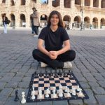 Con 14 años y siete títulos, Claudia Heise se abre paso en el ajedrez chileno