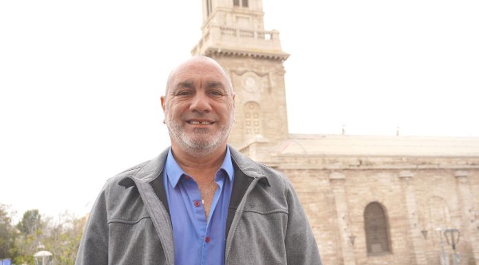 «No es o pavimentación o túnel, son las dos»