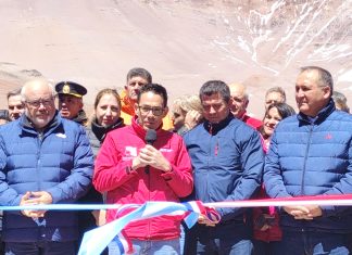 Gobernador Juliá pide avanzar en proyecto estructural luego de reunión Kast-Milei