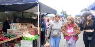 Intentan como pueden amortiguar subida de precios