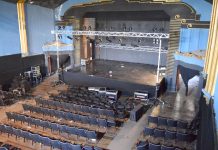 Teatro Centenario renace: reabre en mayo con humor y el argentino Víctor Heredia