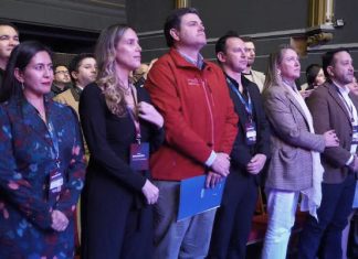 Alcaldes buscan cerrar filas por financiamiento municipal y recortes presupuestarios