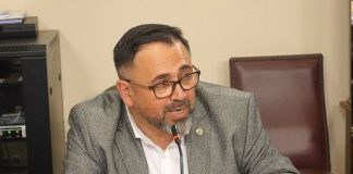 «Hay algunos que quieren ponerse el traje de delegado antes de tiempo»