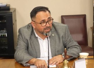 «Hay algunos que quieren ponerse el traje de delegado antes de tiempo»