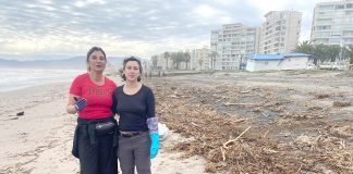 Se pusieron manos a la obra para limpiar el borde costero