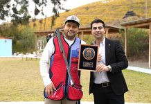 Reconocen a Héctor Flores por récord en Mundial de Tiro