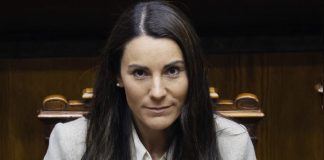 Ministra de Educación: «Necesitamos volver a la normalidad de manera gradual»