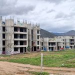 El calvario de los vecinos de Lomas de San Ramón ante el abandono de las torres