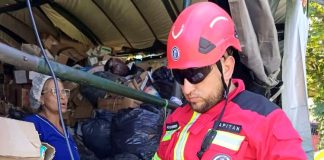 Héroes de COSAR Coquimbo rescatan a niña entre escombros en Venezuela