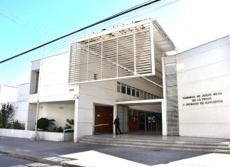 Dan de baja a dos carabineros acusados de solicitar dinero en control vehicular