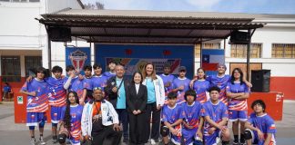 Embajadora de Taiwán entregó apoyo a selección de Colegio Héroes de la Concepción