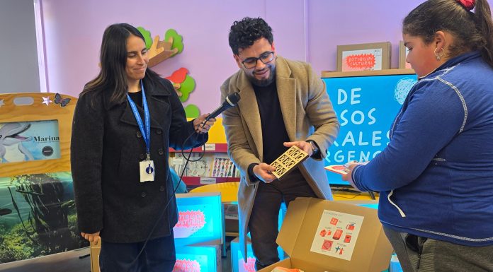 Niños y niñas de Islón recibieron Kits Culturales de Emergencia para fortalecer su bienestar emocional tras el sistema frontal