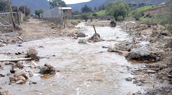 Dos semanas después del aguacero, en La Apatitas siguen aislados