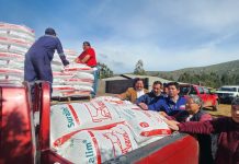 En Canela INDAP fortalece la rehabilitación productiva de sus usuarios con la entrega de alimentación animal
