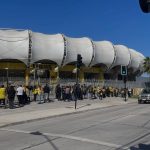 La fiesta comienza temprano: hinchas hacen filas para ingresar al Sánchez Rumoroso