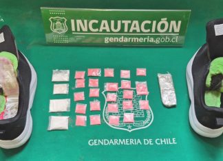 Ingresaban droga a la cárcel en sus zapatillas