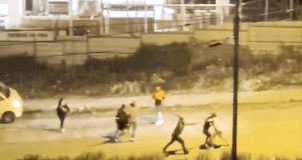 Batalla campal a un costado del Sodimac