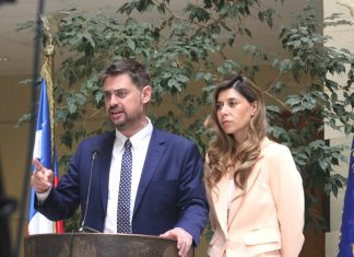 Luego de denuncia de Manouchehri: Fiscalía investigara a las AFP